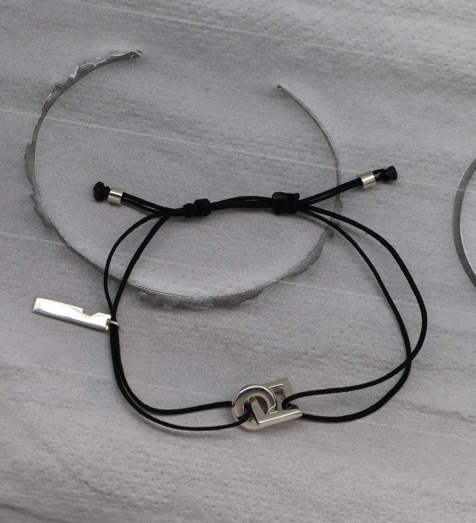 COLORS connection cord bracelet