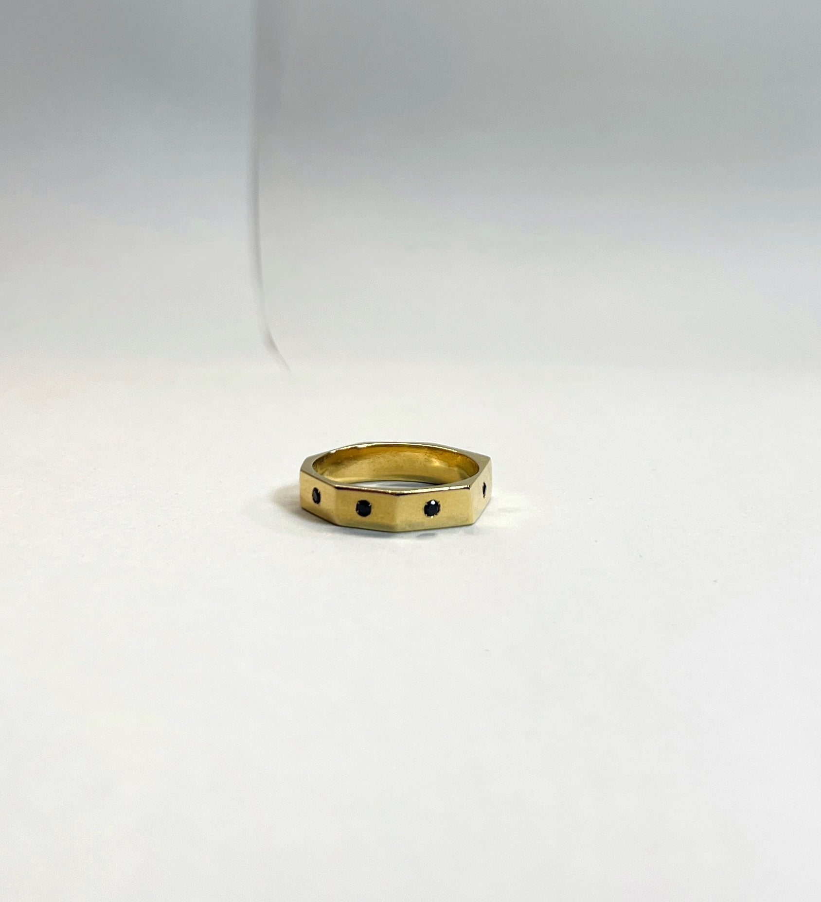 ABC anillo piedra pequeña