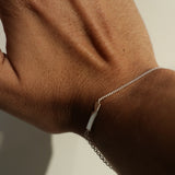I bracelet