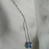 COLORS pendant