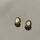 VINTAGE EARRING